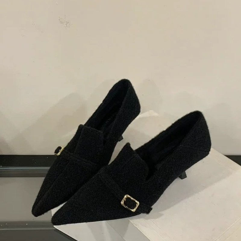Women Shoes Nb - รองเท้าส้นเข็มแบบสวม ปลายแหลม หนังกลับ หัวเข็มขัดโลหะวินเทจ รุ่นใหม่ ปี
