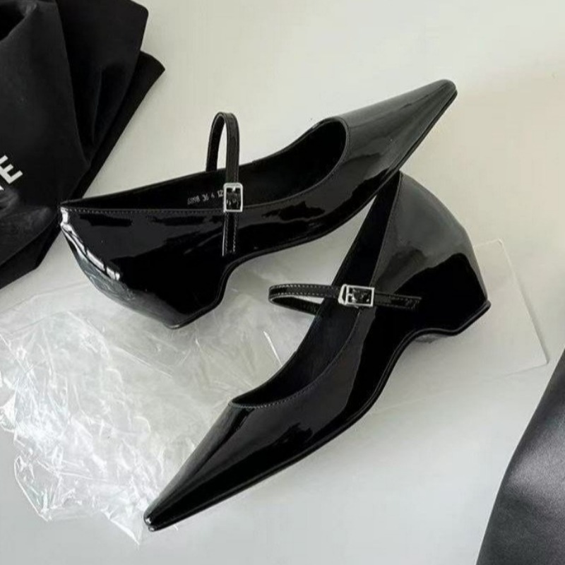 รองเท้าส้นเตารีดแบบแมรี่เจน ดี - Women Shoes Sandals บทวิจารณ์และราคา