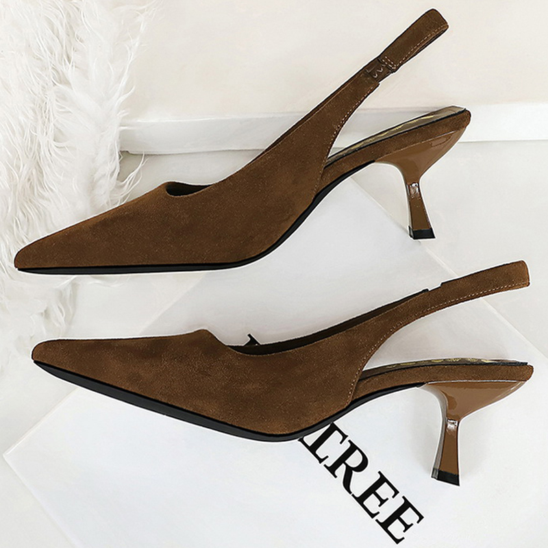 รองเท้าส้นสูงแบบ Kitten Heels  - Women'S Shoes Big Feet บทวิจารณ์และราคา
